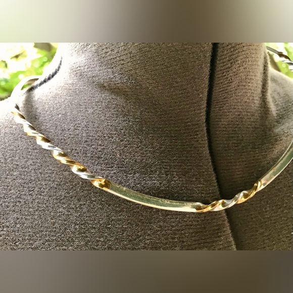 2 Ladies Necklaces Large Pendant Costume Jewelry Silver & Gold Color Marked - Picture 6 of 16